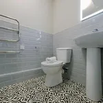 One Bedroom In Gloucester Road North *