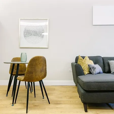 Brand New One Bedroom In A Fantastic Location Appartamento Bristol