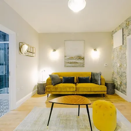 Brand New One Bedroom In A Fantastic Location Appartamento
