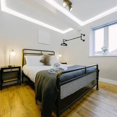 公寓 One Bedroom In Gloucester Road North *