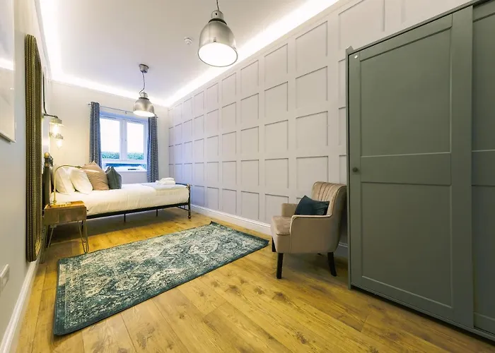 One Bedroom In Gloucester Road North * Bristol